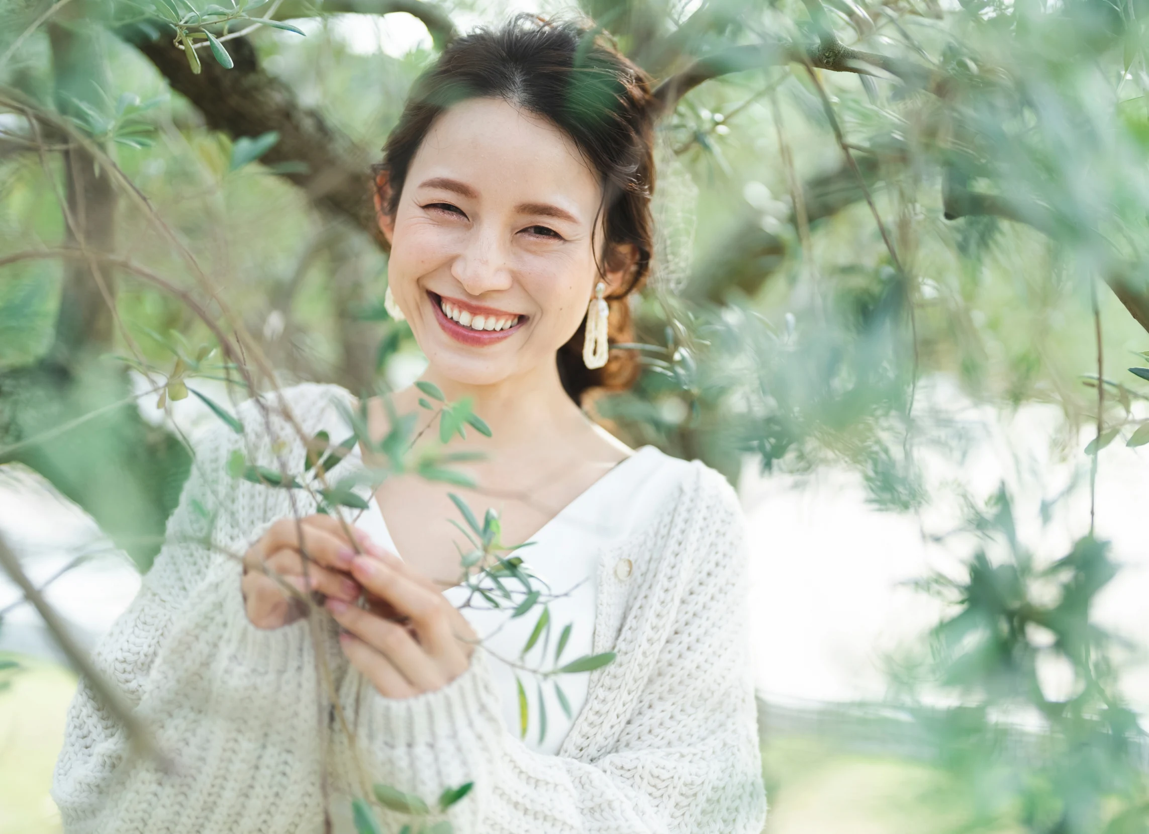 歯科だからできる、自然でやりすぎない口元ケア。